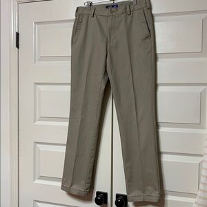IZOD 31x32 khaki pants